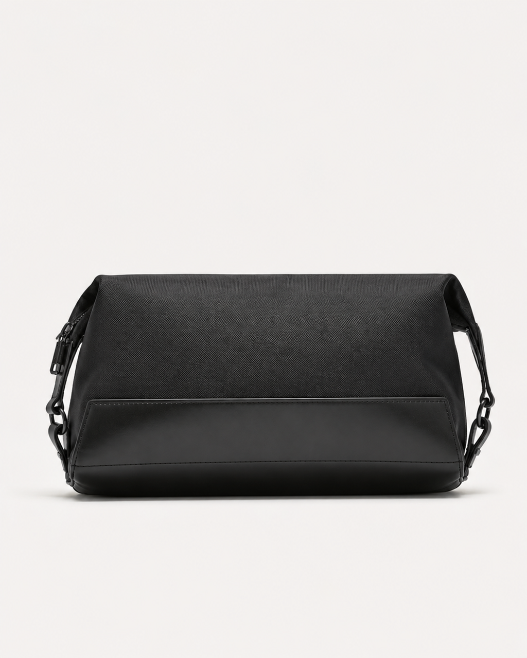 The Mercer Wash Bag in Black