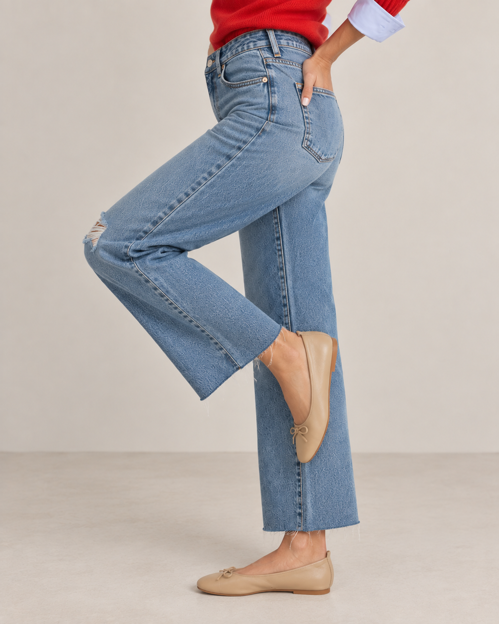 Light Wash Straight Leg Distressed Jeans