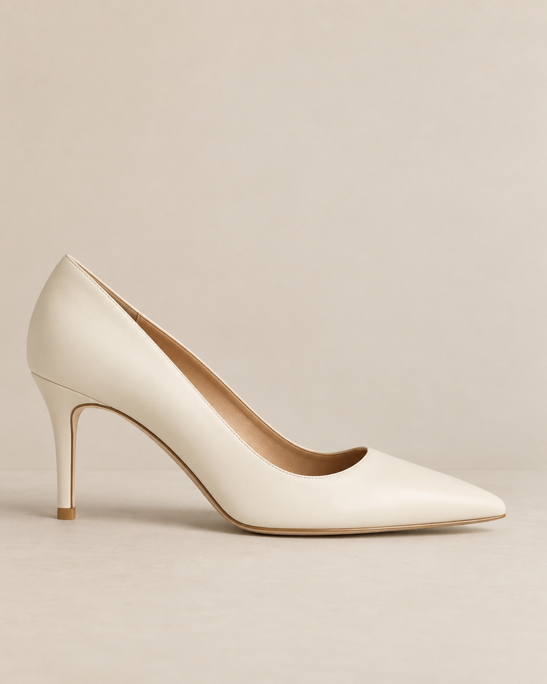 The Classic Pump - Bone