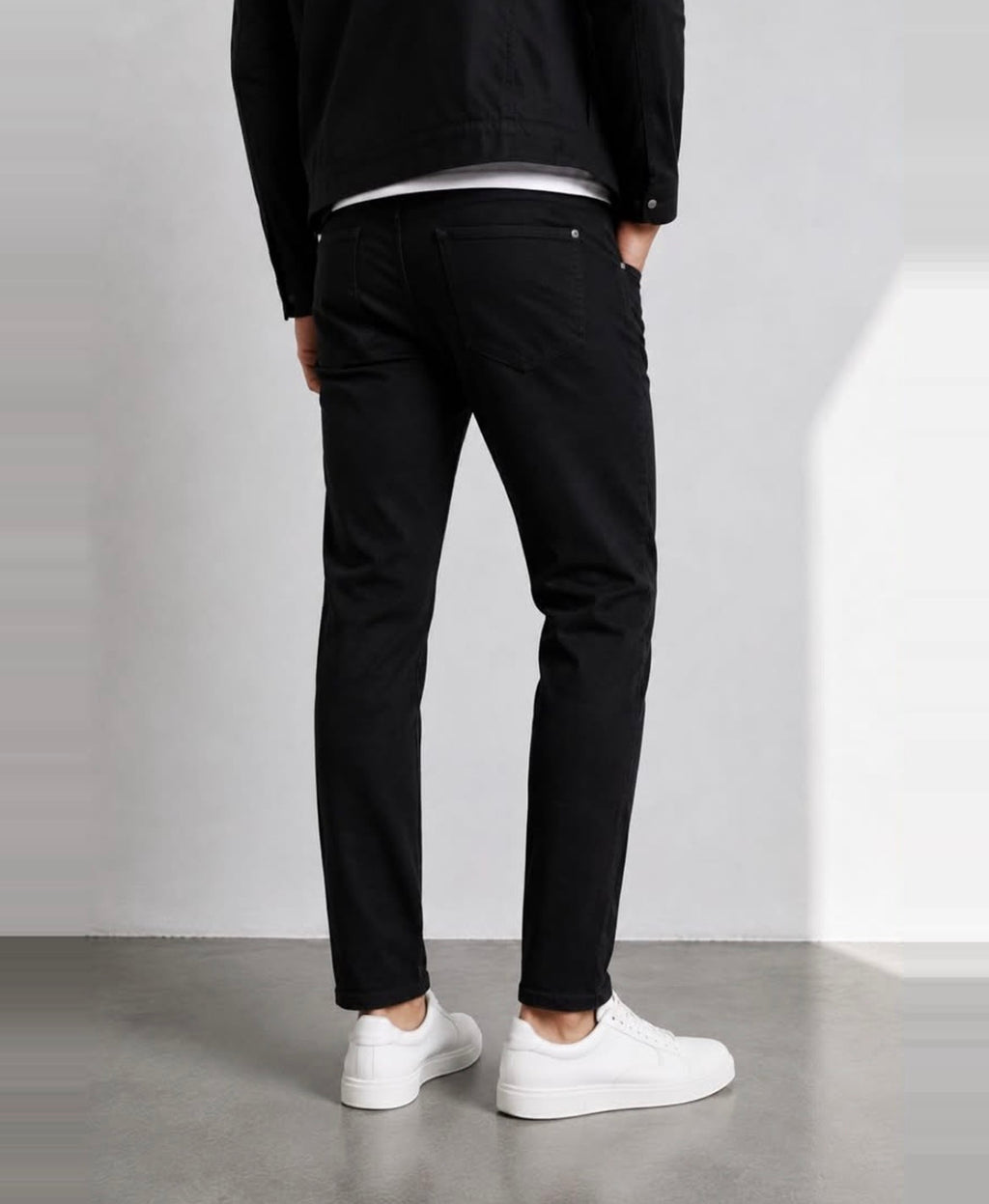 Jet Black - Straight Jean